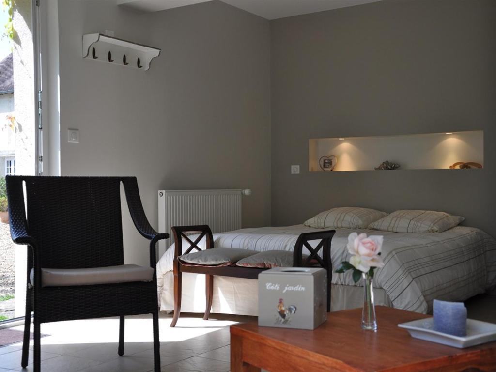 Hotel Les Marronniers Cambremer Zimmer foto